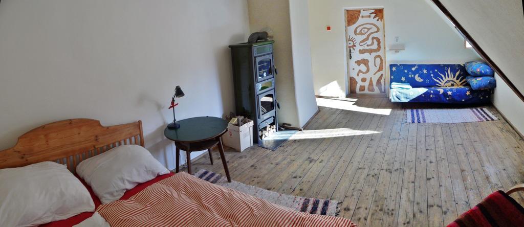 Lazy River Hostel Loket Cameră foto